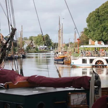 Tiny House Nature 4 Innenlage - Tiny Village Harlesiel *